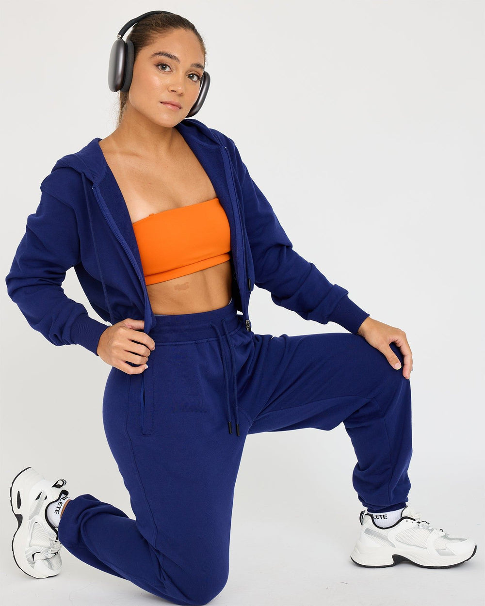 Core Classic Cropped Hoodie med dragkedja