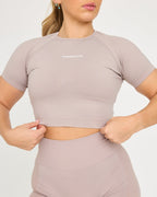 Evolve Nahtloses SS Crop Top
